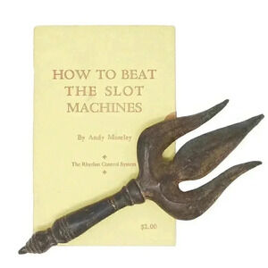 Vintage Rusty Metal Stake Paperweight Vintage‎ Home Decor Rustic Country Charm